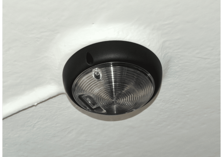 Extra binnenverlichting aan de achterzijde